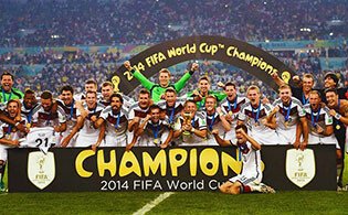 有英嘉尼智能影院，看世界杯才過癮！