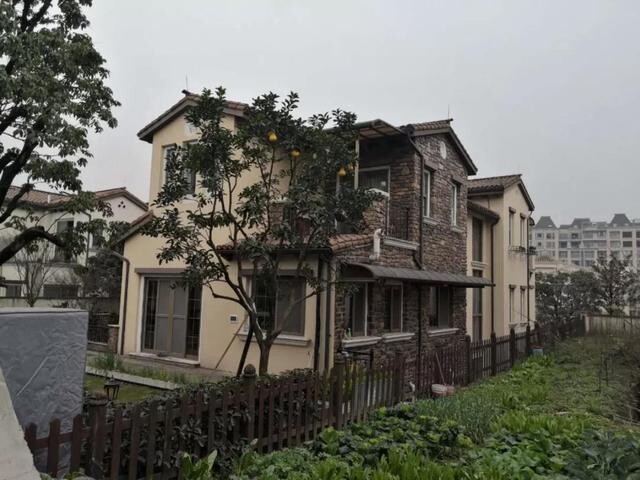 重慶江山樾英嘉尼5.1隱形客廳影院系統(tǒng)