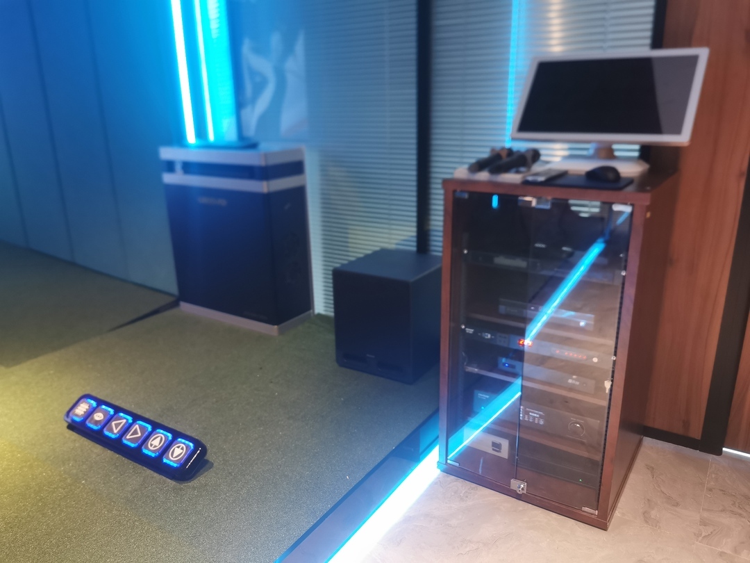 英嘉尼室內高爾夫+影音